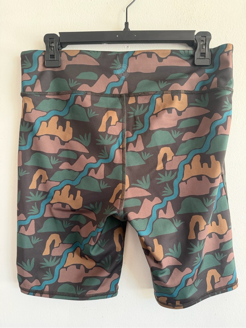Teva Women's Multicolor Desert Print Athletic Shorts - Picture 2 of 5